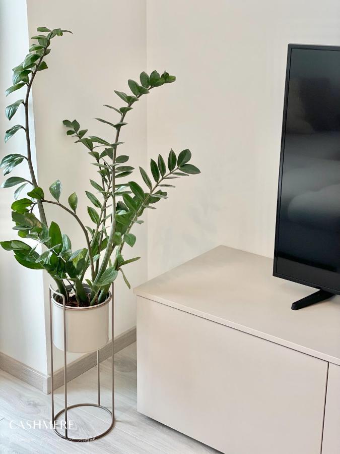Cashmere Premium Apartment Шиофок Экстерьер фото