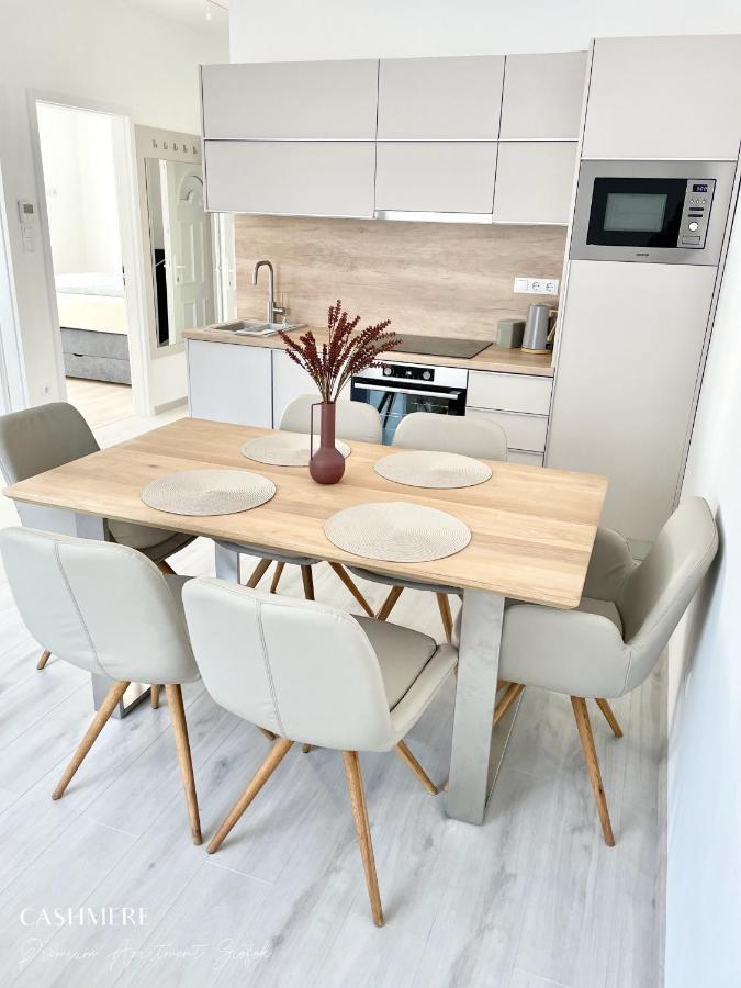 Cashmere Premium Apartment Шиофок Экстерьер фото